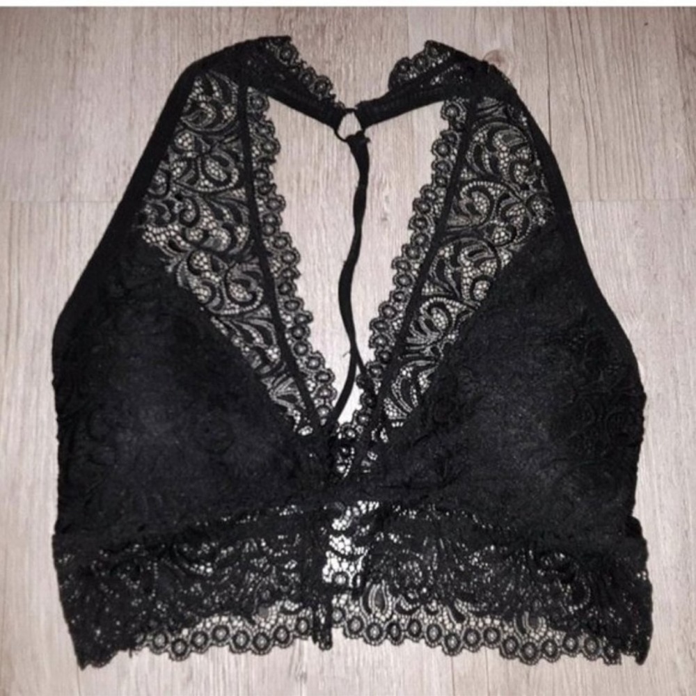 Black Lace Strappy Halter Bralette Size Small Lightly Padded Lined Wire …